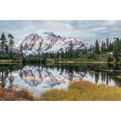 Tilley, Rob 아티스트의 Washington State-Mt Baker and Snoqualmie National Forest-Mt Shuksan and Picture Lake작품입니다.